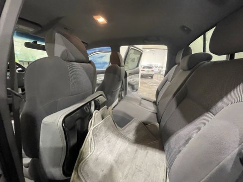 Used 2005 Toyota Tacoma 4x4 Double Cab image 15