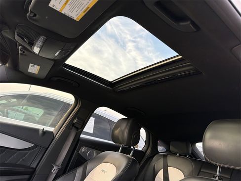 Used 2019 Mercedes-Benz GLC 63 AMG GLC 63 AMG image 32