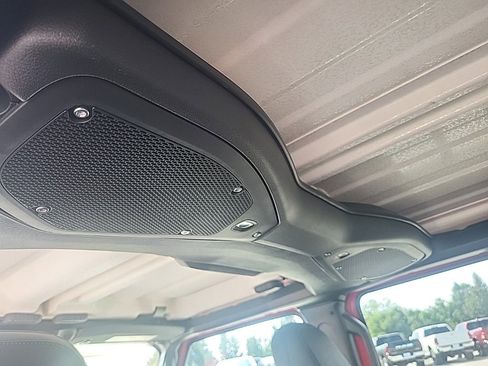 New 2025 Jeep Gladiator Rubicon w/ Safety Group image 12