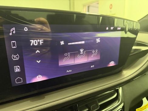 New 2026 Buick Envista Sport Touring w/ Convenience I Package FWD image 19