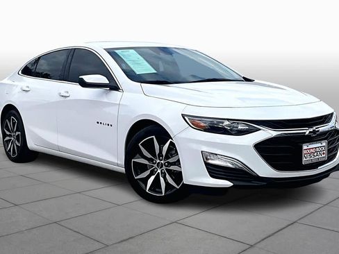 Used 2024 Chevrolet Malibu RS image 3