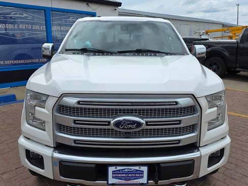 Used 2015 Ford F150 Platinum w/ Equipment Group 701A Luxury AWD/4WD image 2