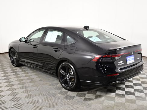 Used 2023 Honda Accord Sport image 8