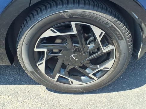 Certified 2024 Kia Sportage SX FWD image 9
