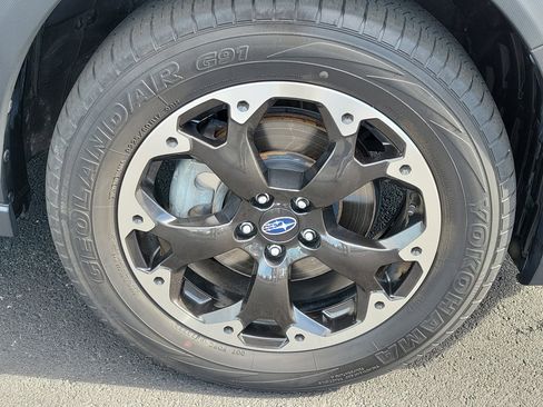 Certified 2023 Subaru Crosstrek 2.0i Premium image 8