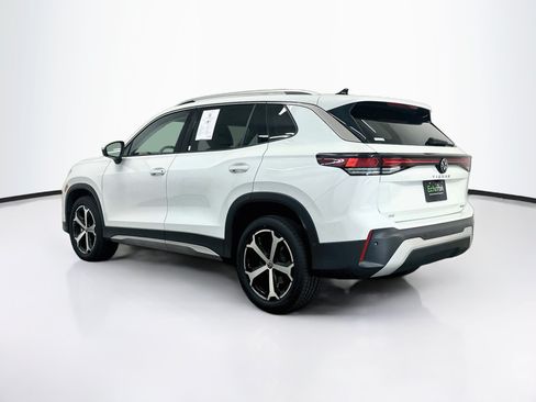 Used 2026 Volkswagen Tiguan SE AWD/4WD image 5