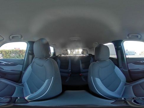 Used 2025 Chevrolet TrailBlazer LT image 40