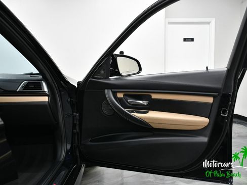 Used 2018 BMW M3 RWD image 65