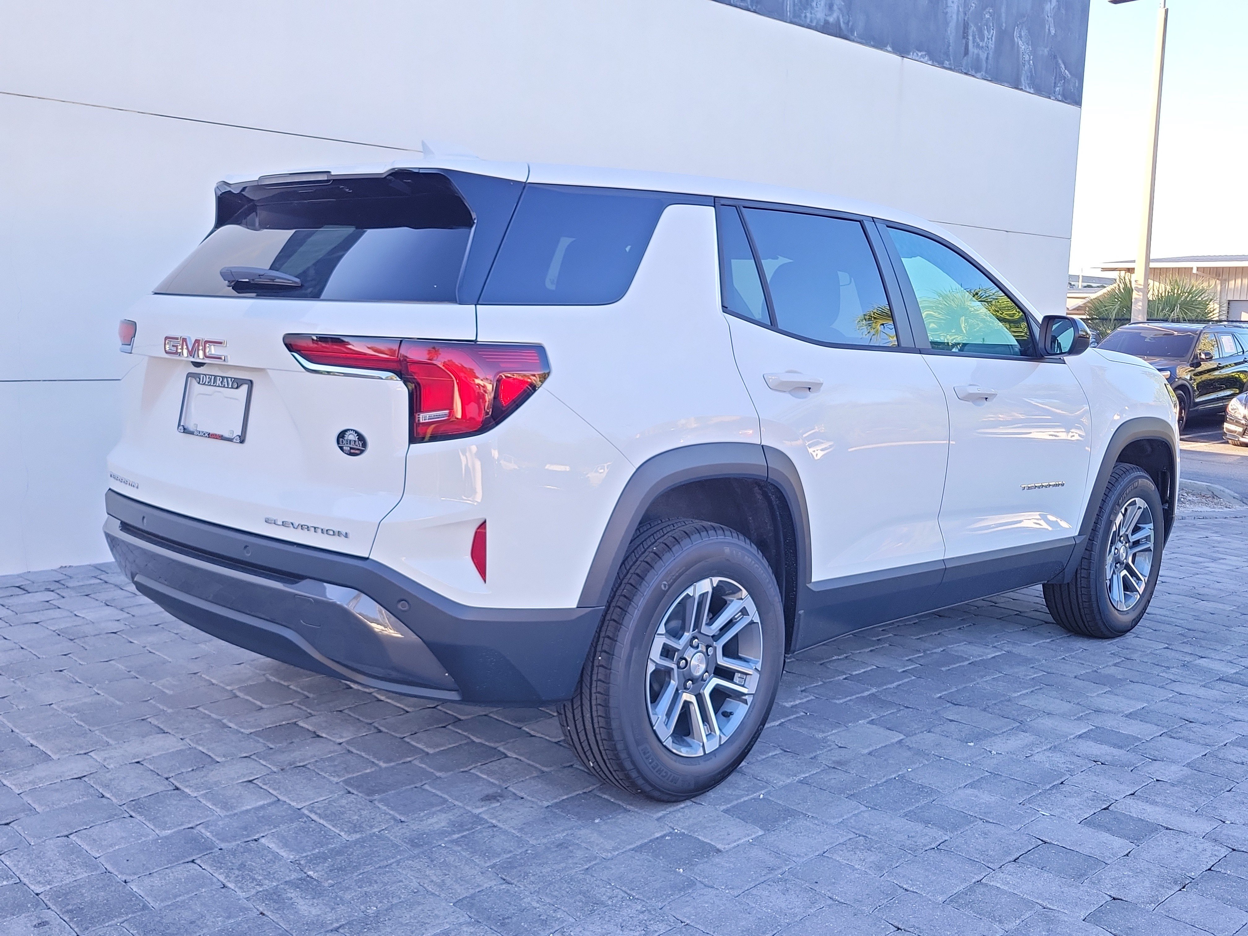 New 2027 GMC Terrain Elevation FWD image 7