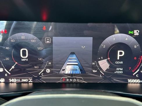 Used 2024 GMC Canyon AT4 w/ AT4 Premium Package image 40