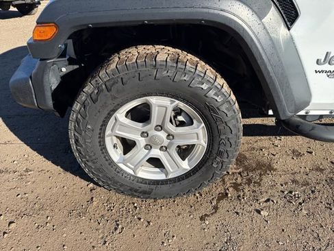 Used 2020 Jeep Wrangler Unlimited Sport S image 11