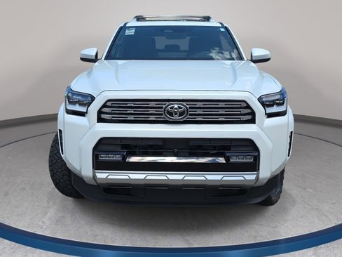 Used 2025 Toyota 4Runner Limited AWD/4WD image 2