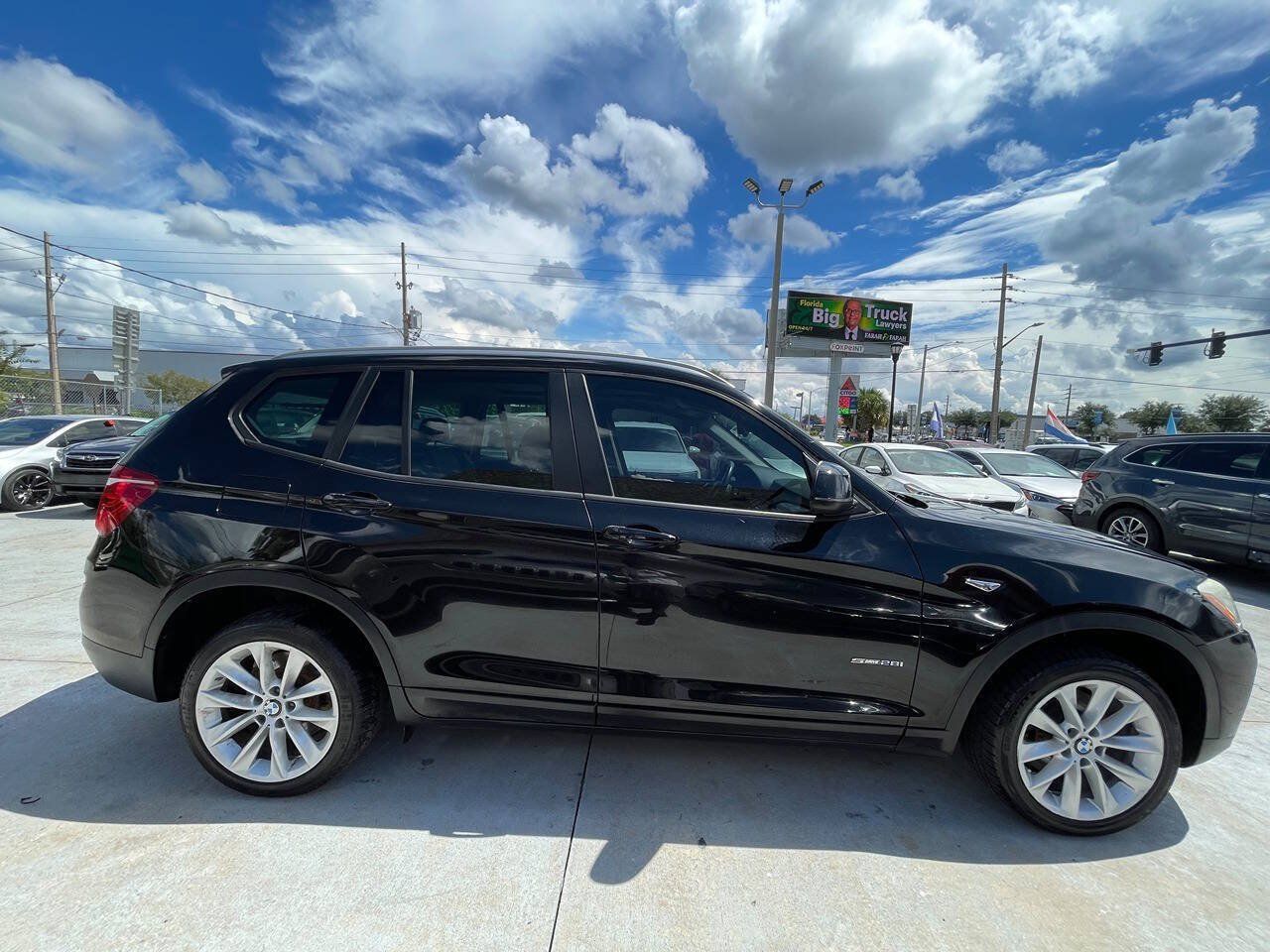 Used 2017 BMW X3 sDrive28i RWD image 13
