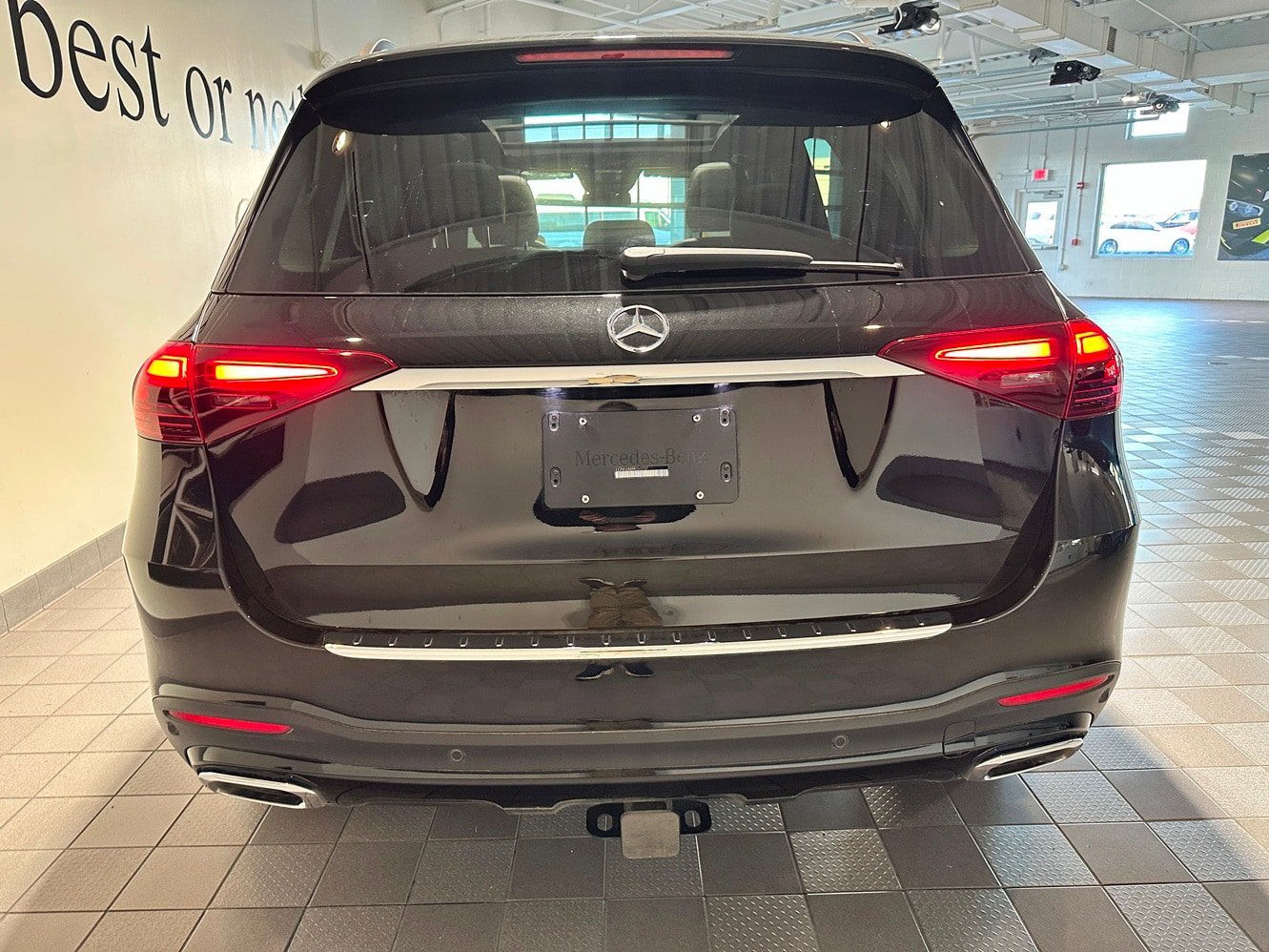 Used 2024 Mercedes-Benz GLE 450 4MATIC image 5