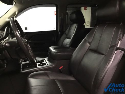 Used 2012 Chevrolet Avalanche LT w/ Suspension Package, Off-Road image 26