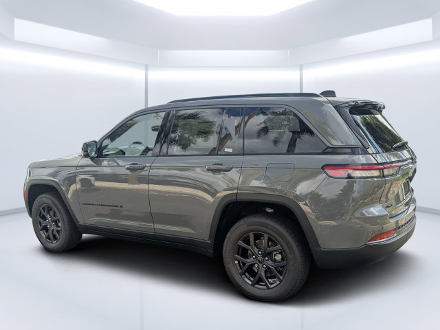 New 2027 Jeep Grand Cherokee Altitude AWD/4WD image 5