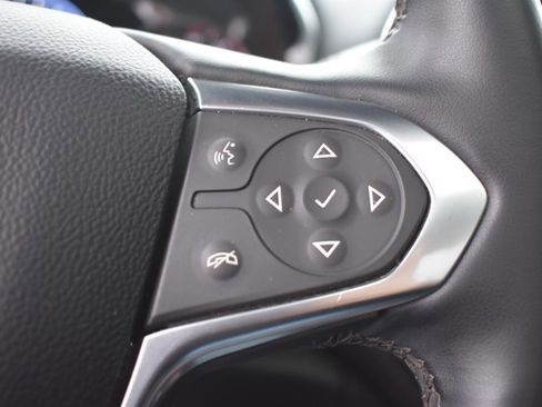 Used 2023 Chevrolet Traverse Premier image 25