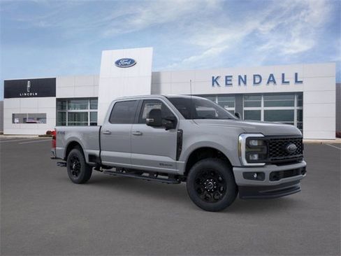 New 2025 Ford F250 XLT w/ Black Appearance Package image 7