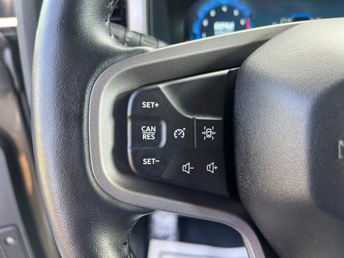 Used 2025 Ford Bronco Outer Banks w/ Sasquatch Package AWD/4WD image 14