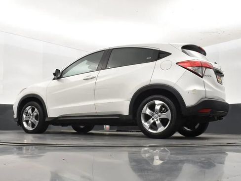 Used 2021 Honda HR-V LX image 12