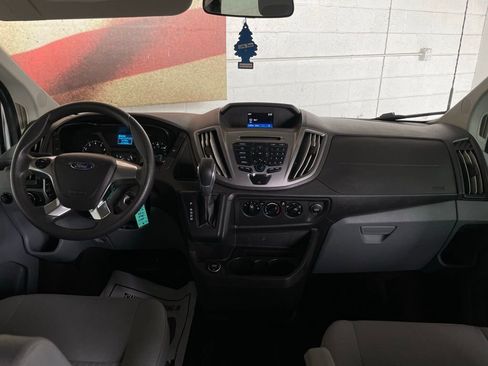 Used 2017 Ford Transit 150 XLT image 27