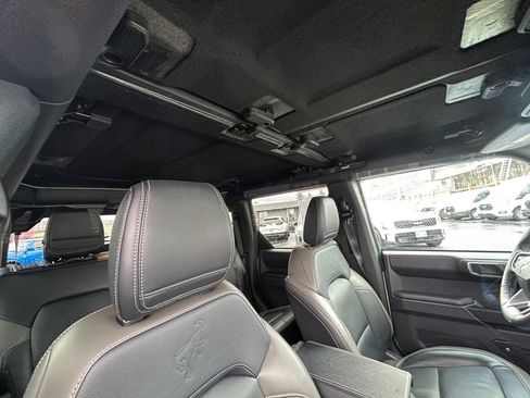 Used 2025 Ford Bronco Outer Banks image 27