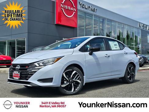 New 2025 Nissan Versa SR w/ Trunk Package image 1