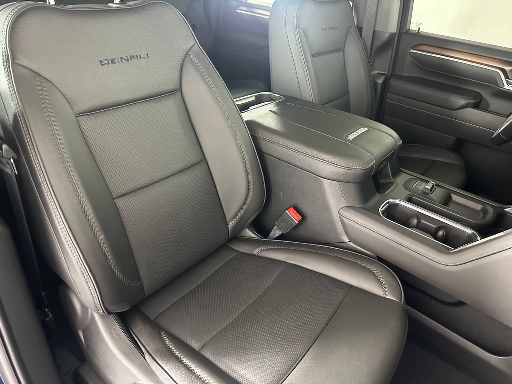 Used 2026 GMC Sierra 3500 Denali w/ Denali Reserve Package AWD/4WD image 31