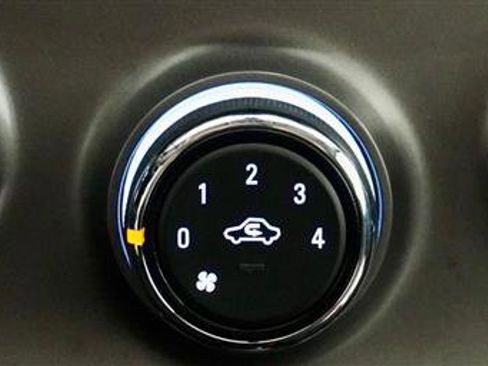 Used 2020 Chevrolet Spark LT image 19