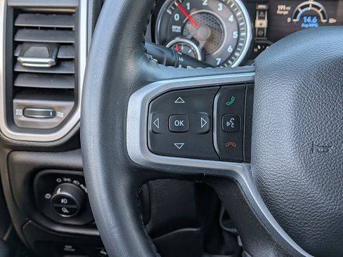 Used 2023 RAM 1500 Big Horn AWD/4WD image 36