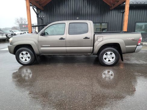 Used 2010 Toyota Tacoma 4x4 Double Cab image 20