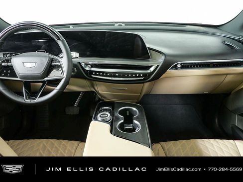 Used 2024 Cadillac Lyriq Sport w/ Nappa Leather Package AWD/4WD image 21