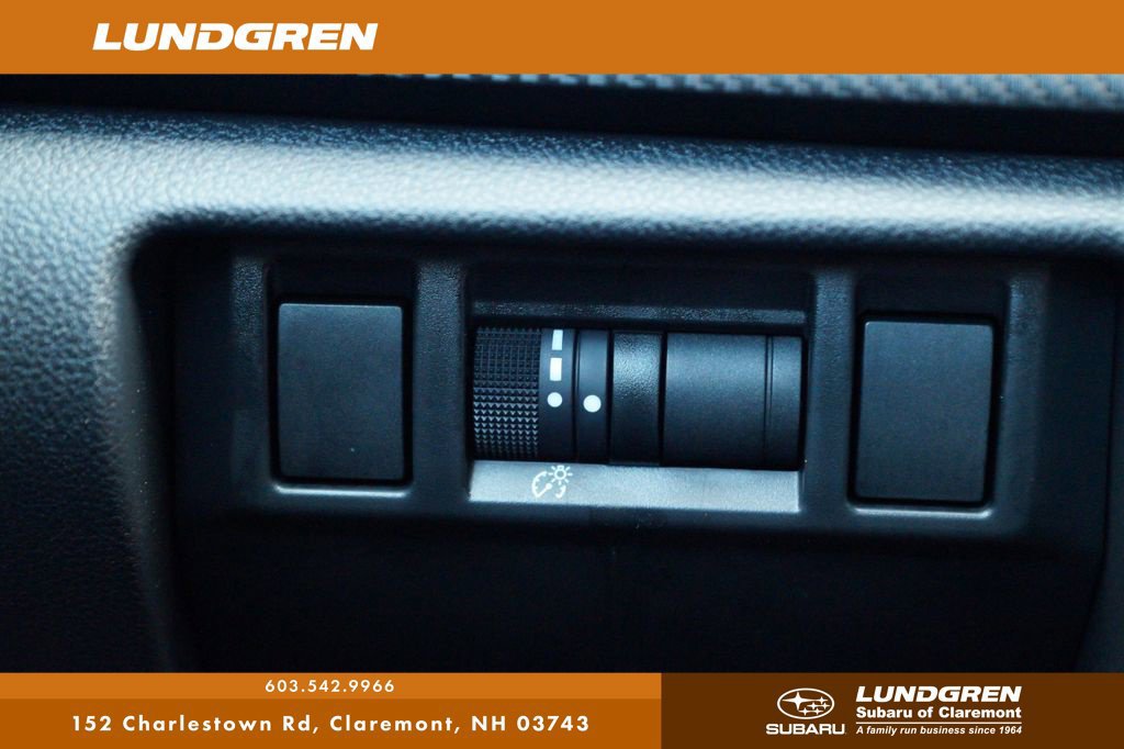 Used 2024 Subaru Crosstrek 2.0i Premium AWD/4WD image 23