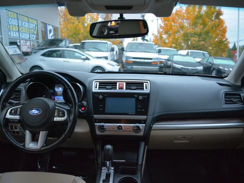 Used 2016 Subaru Outback 2.5i Limited image 17
