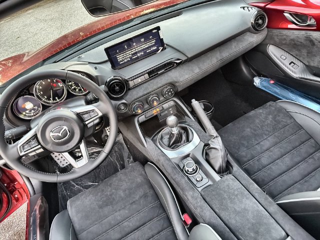 New 2026 MAZDA MX-5 Miata Club w/ Brembo/BBS/Recaro Package RWD image 21