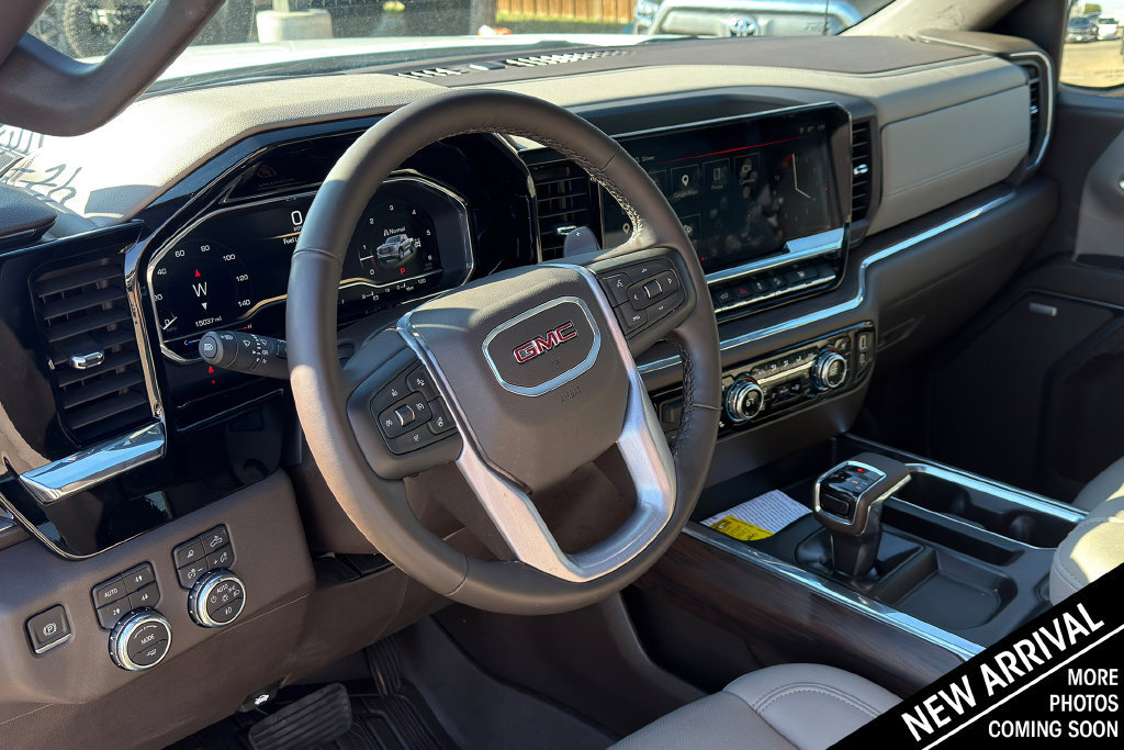 Used 2024 GMC Sierra 1500 SLT w/ SLT Premium Plus Package AWD/4WD image 10