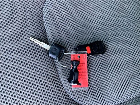 Used 2018 Nissan Frontier SV w/ Value Truck Package image 14