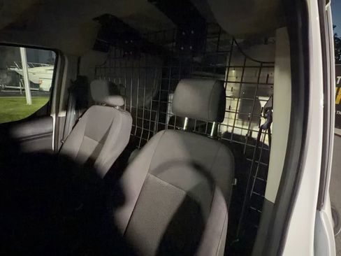 Used 2017 Ford Transit Connect XL image 16