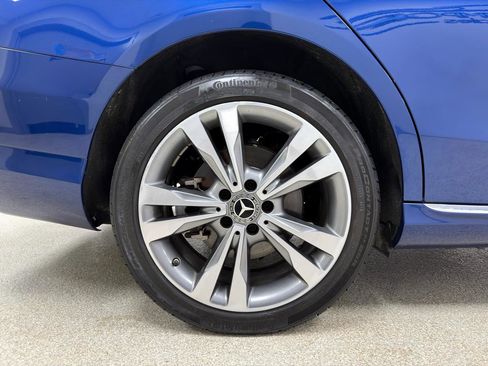 Used 2021 Mercedes-Benz C 300 4MATIC Sedan w/ Premium Package image 39