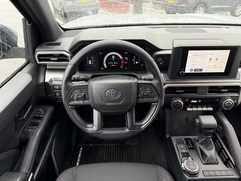 Used 2025 Toyota Tacoma SR5 image 18