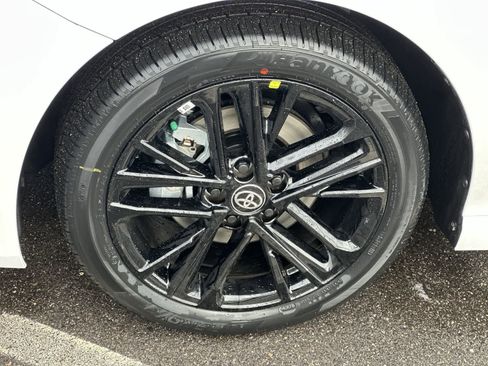 New 2026 Toyota Camry SE image 10