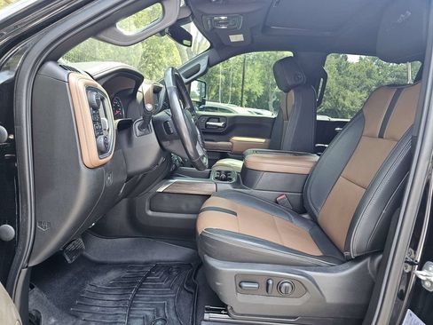 Used 2022 Chevrolet Silverado 2500 High Country w/ Safety Package II AWD/4WD image 20