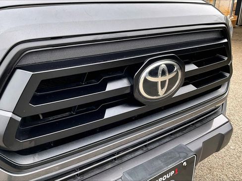 Used 2020 Toyota Tacoma SR w/ SR Convenience Package image 29