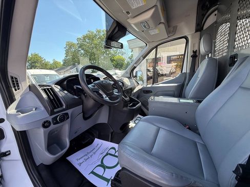 Used 2016 Ford Transit 250 148 Medium Roof RWD image 5