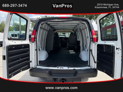Used 2016 GMC Savana 2500 Extended RWD image 11