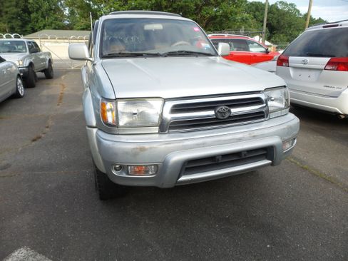 Used 1999 Toyota 4Runner Limited AWD/4WD image 7