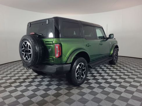 Used 2025 Ford Bronco Outer Banks AWD/4WD image 3