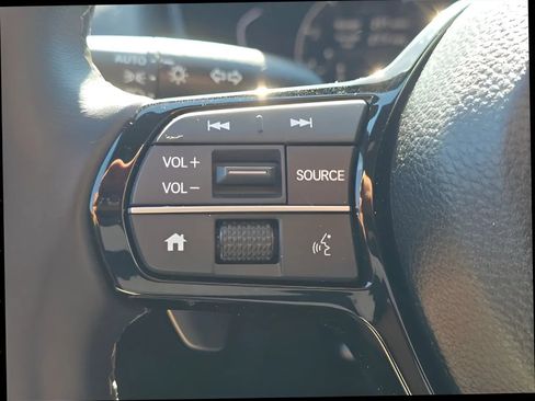 Used 2025 Honda Civic Sport image 23