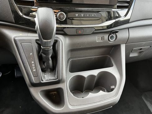Used 2023 Ford Transit 350 XLT image 28