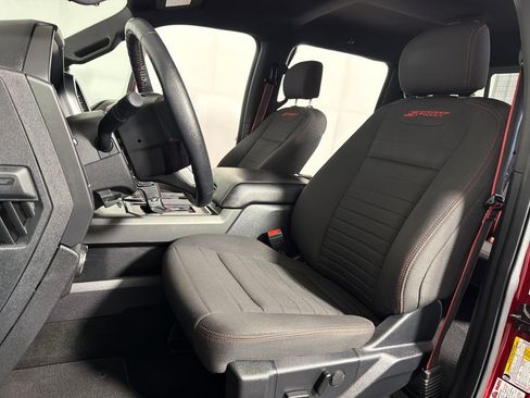 Used 2019 Ford F150 XLT w/ Equipment Group 302A Luxury AWD/4WD image 11